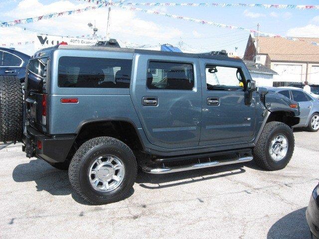 Hummer H2 2005 photo 2