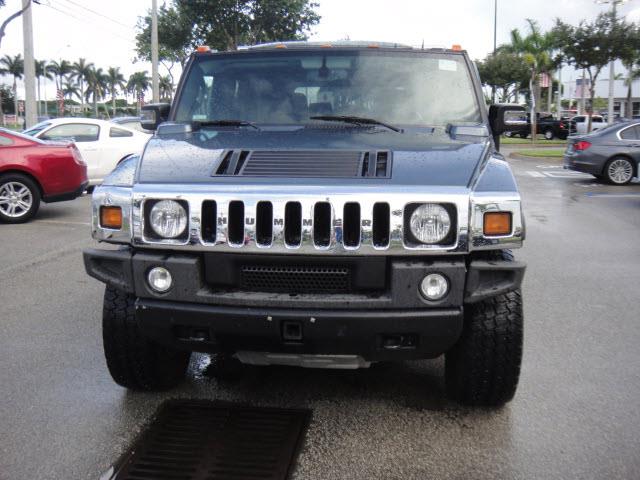 Hummer H2 2006 photo 3