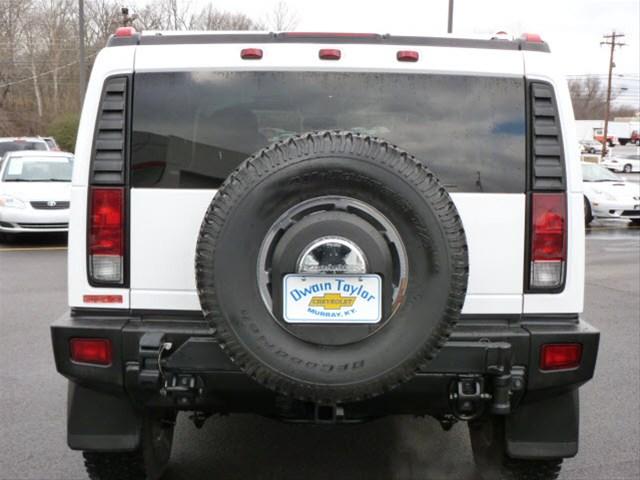 Hummer H2 2006 photo 2