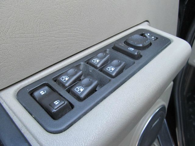 Hummer H2 2006 photo 9