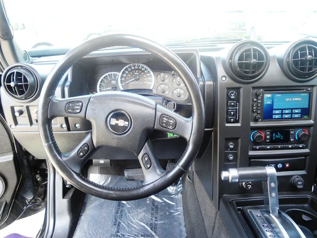 Hummer H2 2006 photo 3