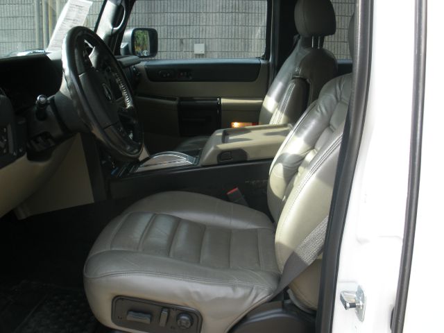 Hummer H2 2006 photo 1