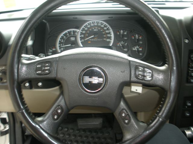 Hummer H2 2006 photo 11