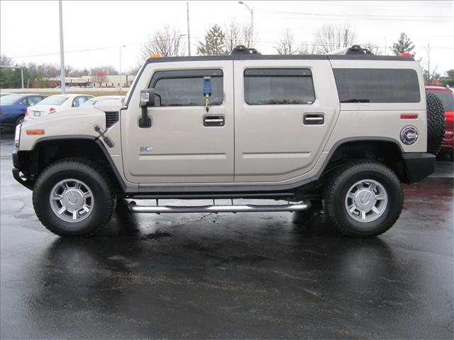 Hummer H2 2006 photo 2