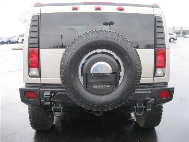 Hummer H2 2006 photo 3