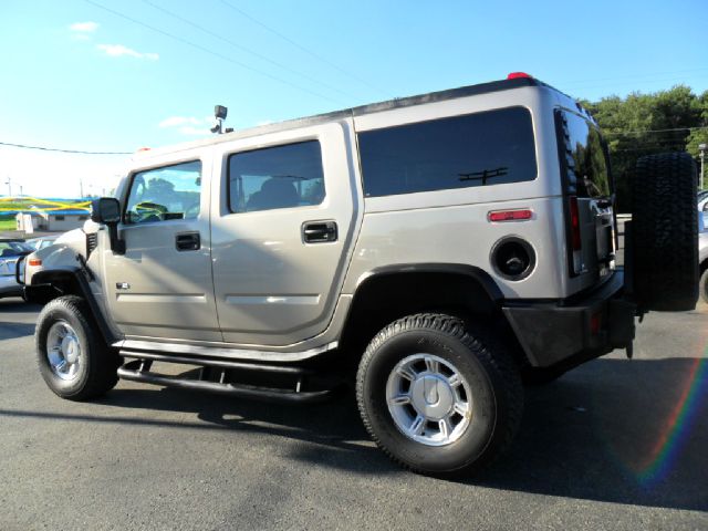 Hummer H2 2006 photo 3