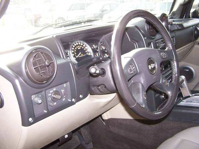 Hummer H2 2006 photo 18