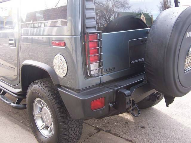 Hummer H2 2006 photo 2