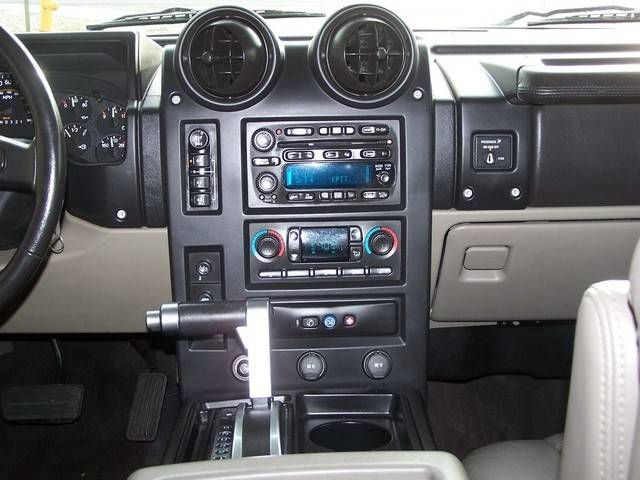 Hummer H2 2006 photo 4