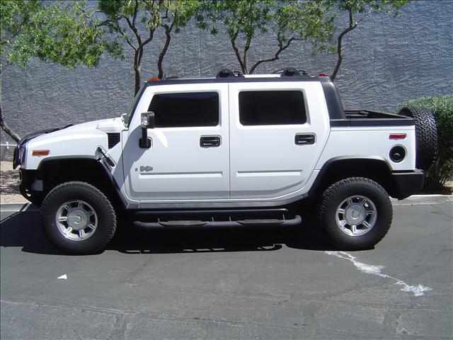 Hummer H2 SUT 2006 photo 1