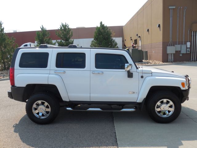 Hummer H3 2006 photo 3