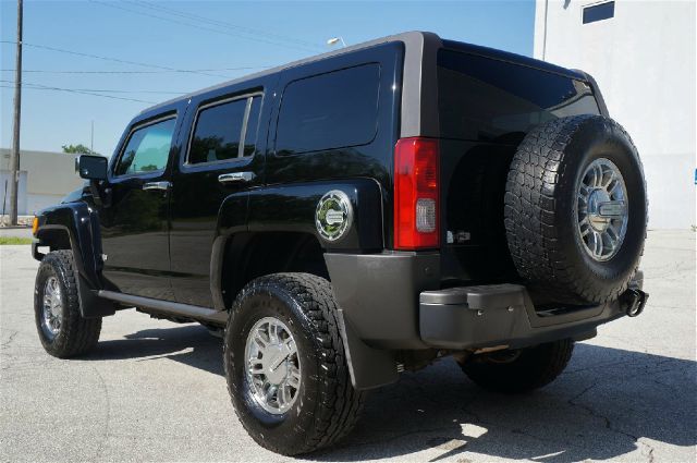 Hummer H3 2006 photo 43