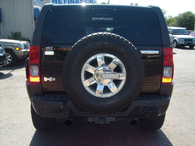 Hummer H3 2006 photo 1