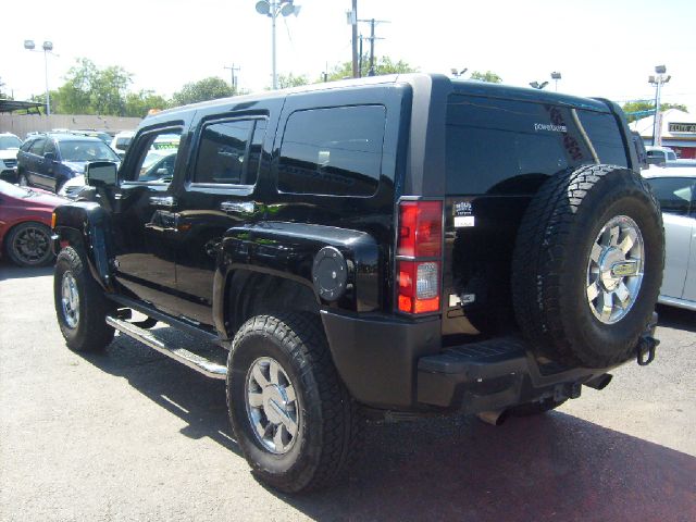 Hummer H3 2006 photo 2