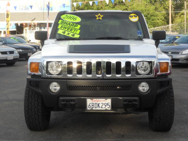 Hummer H3 2006 photo 17