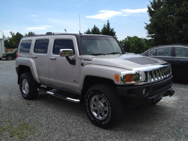 Hummer H3 2006 photo 3