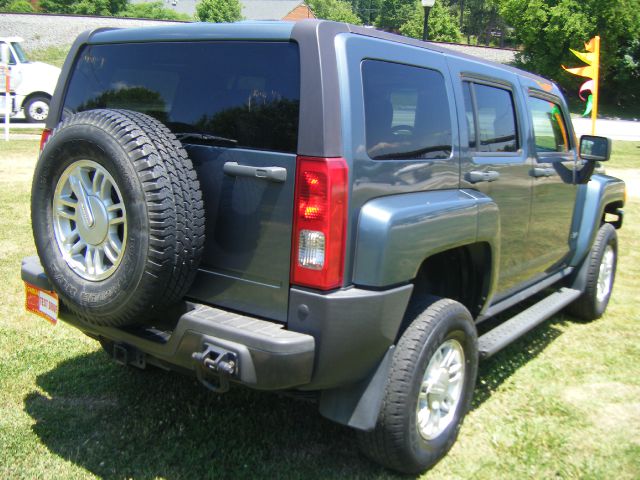 Hummer H3 2006 photo 11