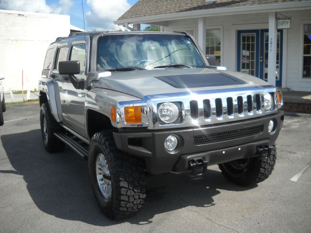 Hummer H3 2006 photo 2