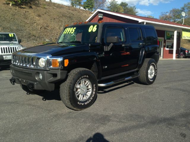 Hummer H3 Scion XB SUV