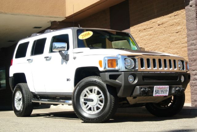 Hummer H3 2006 photo 3