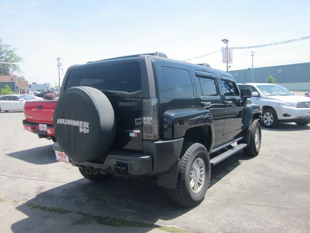 Hummer H3 2006 photo 1