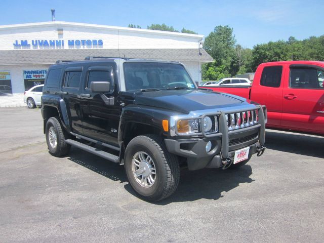 Hummer H3 2006 photo 2