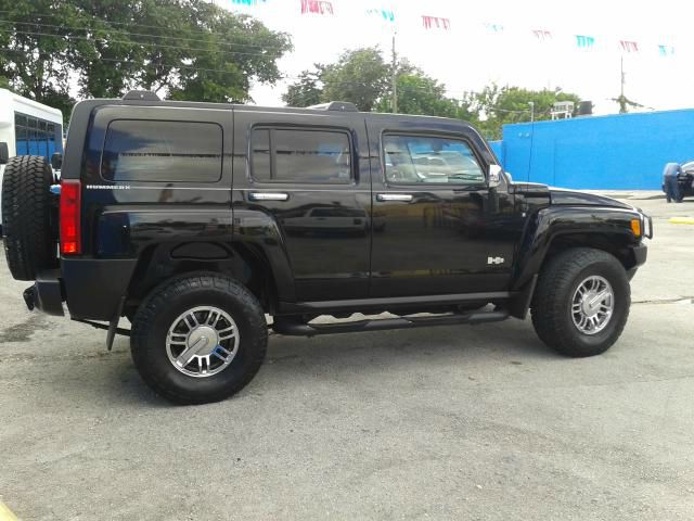 Hummer H3 2006 photo 3