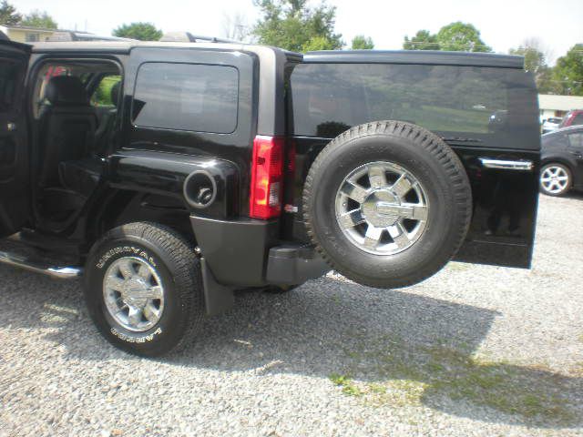 Hummer H3 2006 photo 32