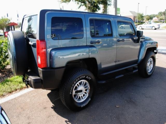 Hummer H3 2006 photo 3