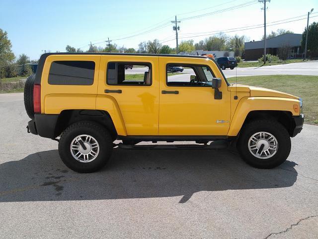 Hummer H3 2006 photo 12