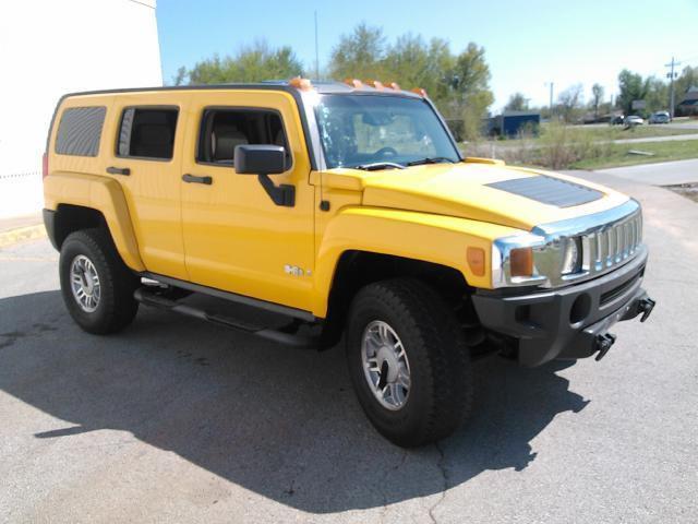 Hummer H3 2006 photo 27