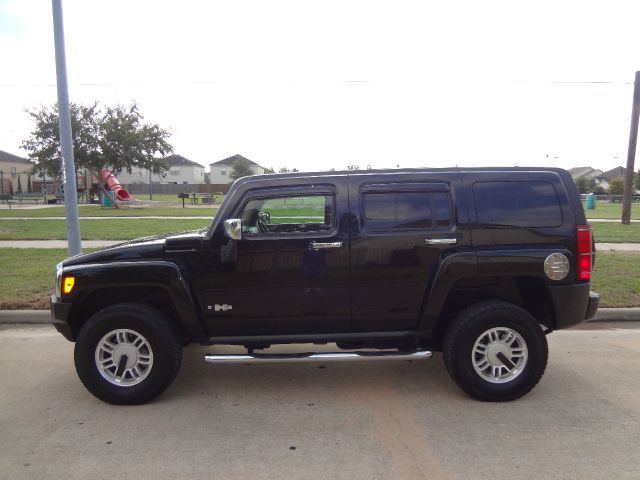 Hummer H3 2006 photo 2