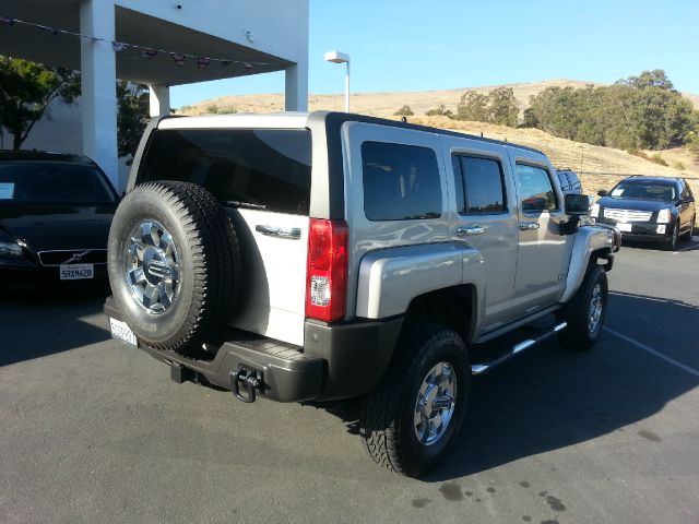 Hummer H3 2006 photo 4