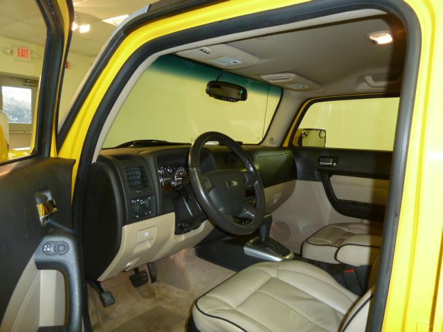 Hummer H3 2006 photo 3