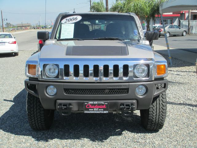 Hummer H3 2006 photo 1