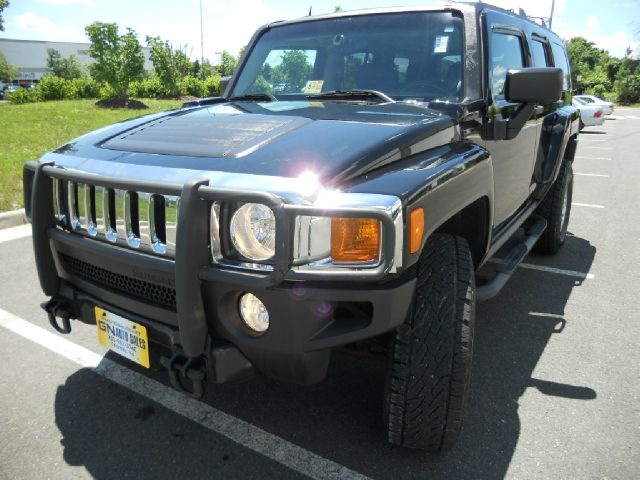 Hummer H3 2006 photo 1