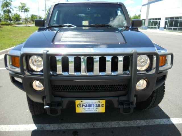 Hummer H3 2006 photo 2