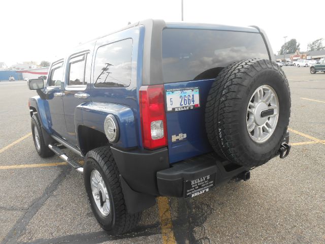 Hummer H3 Scion XB SUV