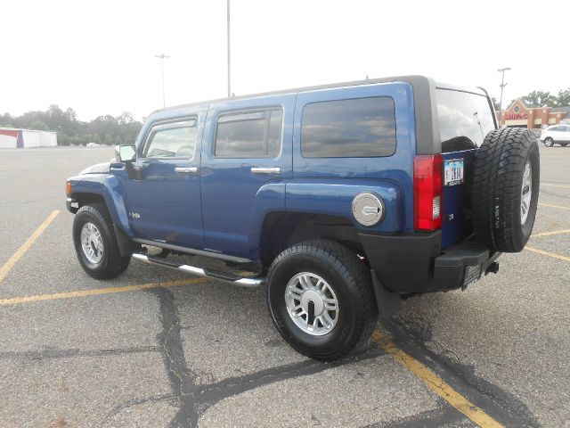 Hummer H3 2006 photo 1