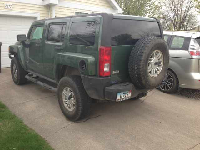 Hummer H3 2006 photo 2