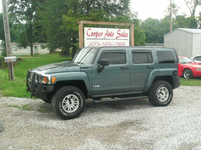 Hummer H3 2006 photo 2