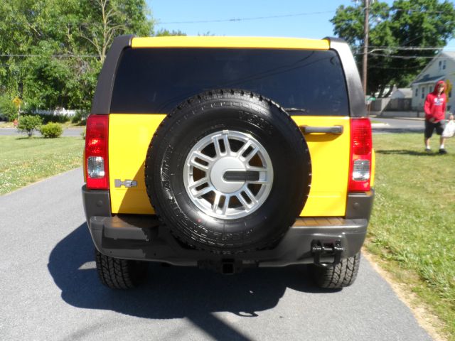 Hummer H3 2006 photo 19