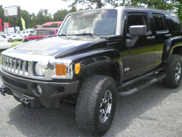 Hummer H3 2006 photo 2