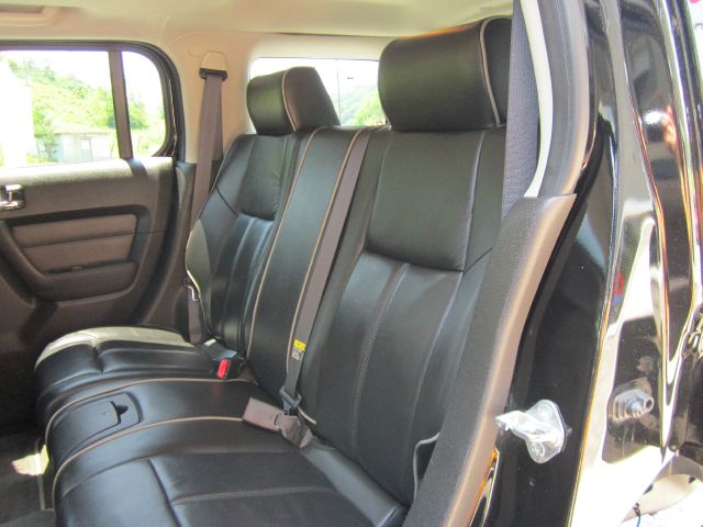 Hummer H3 2006 photo 19