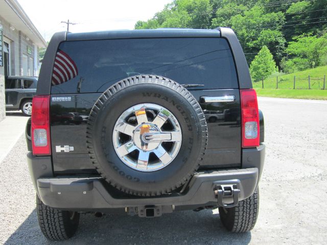 Hummer H3 2006 photo 21