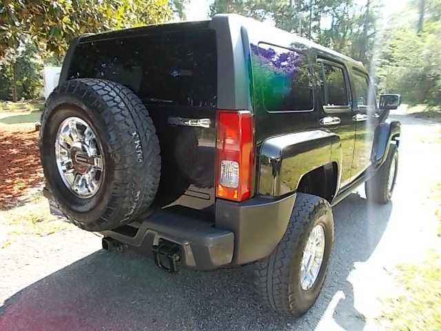 Hummer H3 2006 photo 3