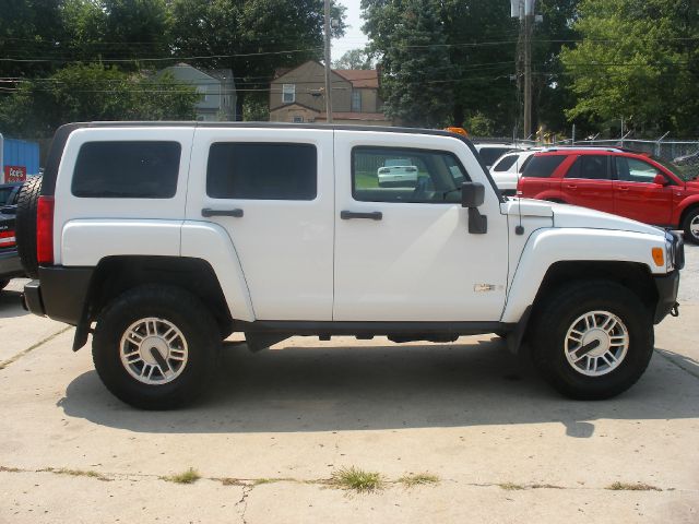 Hummer H3 2006 photo 3