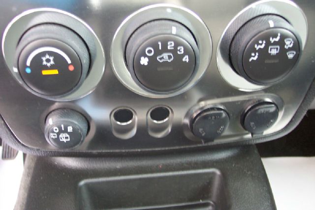 Hummer H3 2006 photo 3