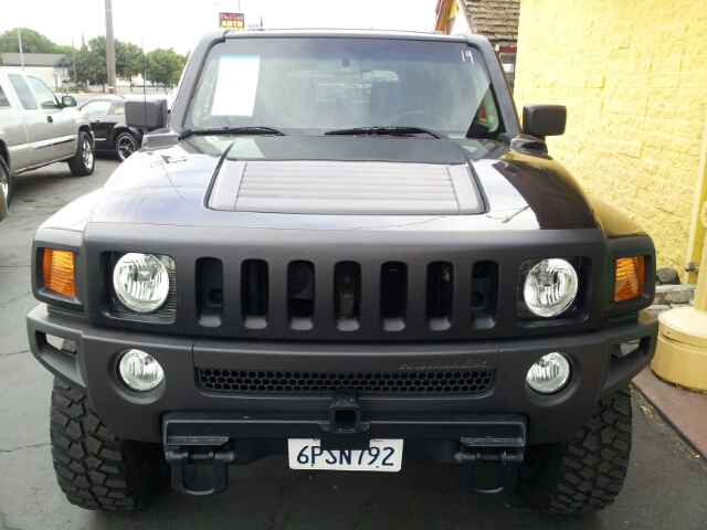 Hummer H3 2006 photo 2