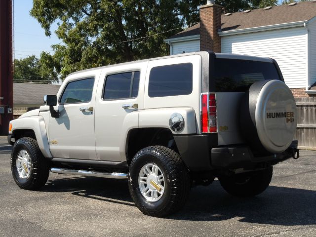 Hummer H3 2006 photo 1